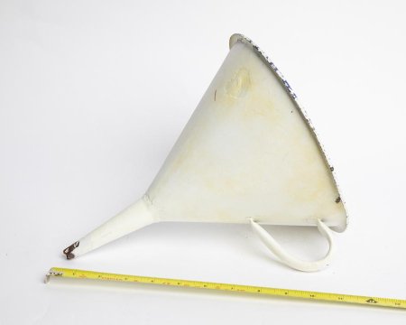 Funnel in Enamel Small 